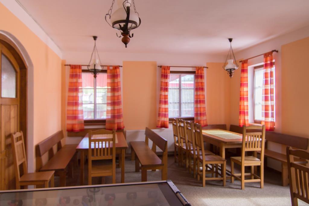 Ubytovna Pod Hrazi Vyšší Brod Exterior foto